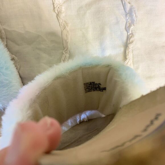 Women's Maui Island (9) Platform Slip on Fluffy Sandal Cotton Candy Funky - Picture 3 of 6